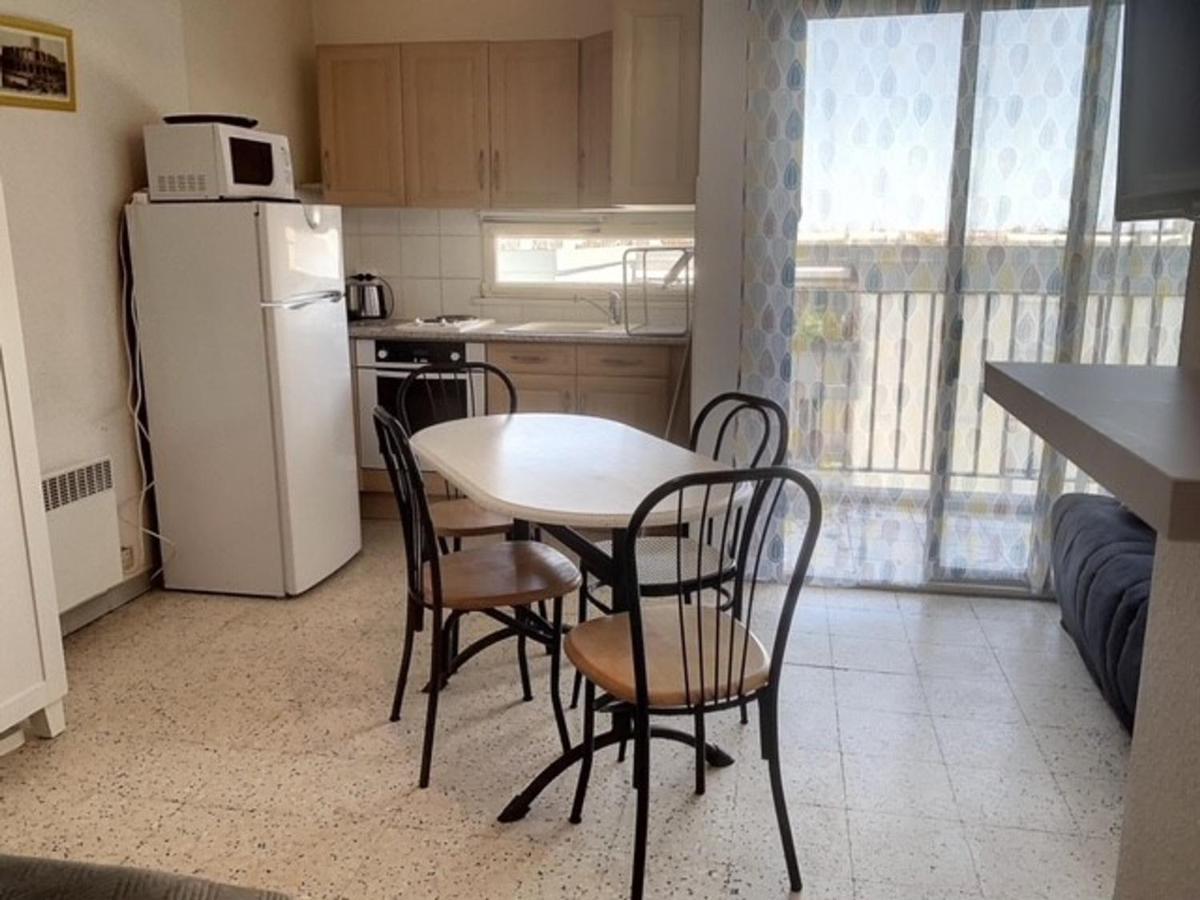 Charmant Appartement Avec Balcon - Pres Des Thermes Et Commerces - Fr-1-503-131 Баларюк-ле-Бен Екстериор снимка